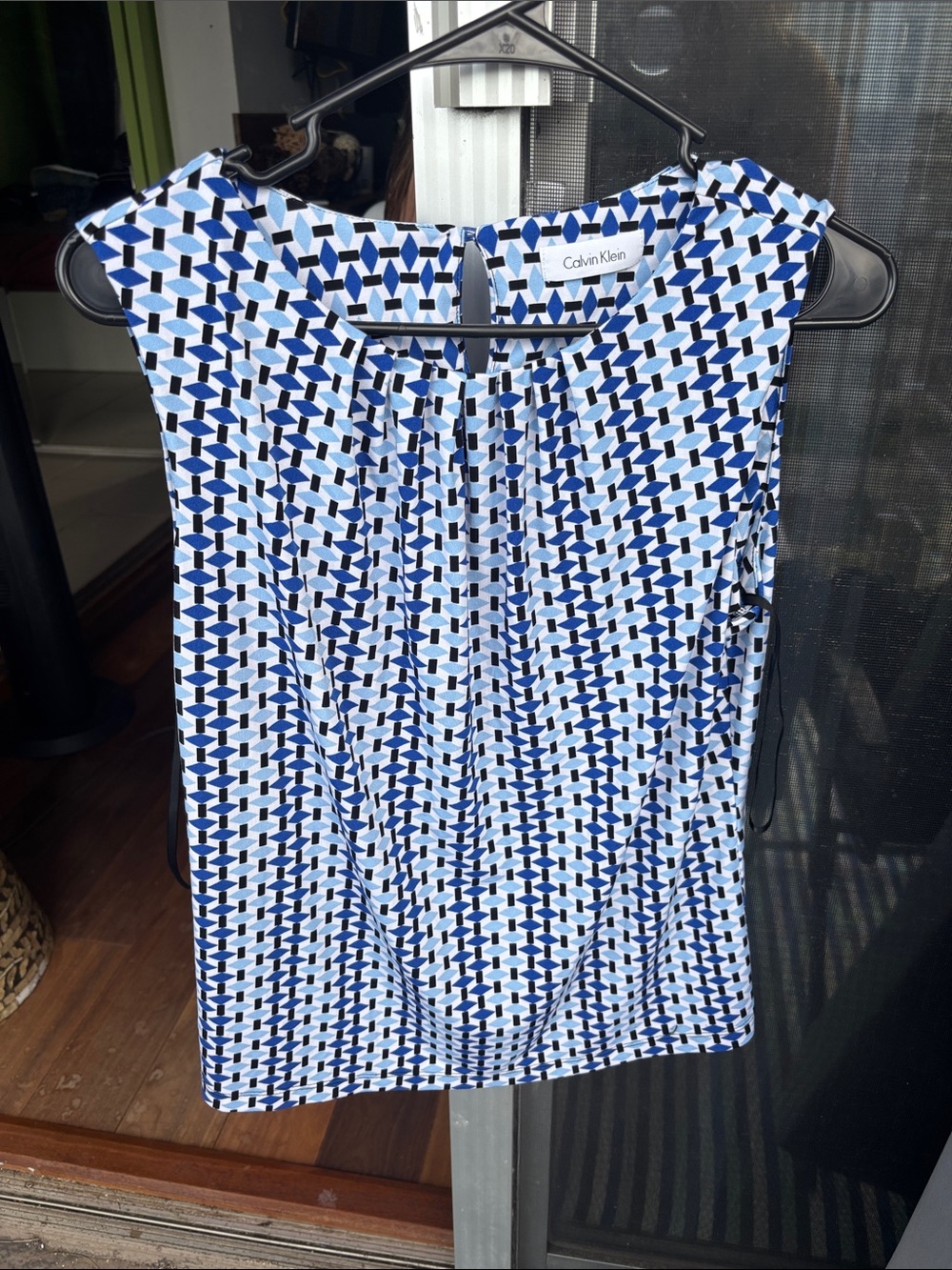 Calvin Klein Blue and White Geometric Sleeveless Top
